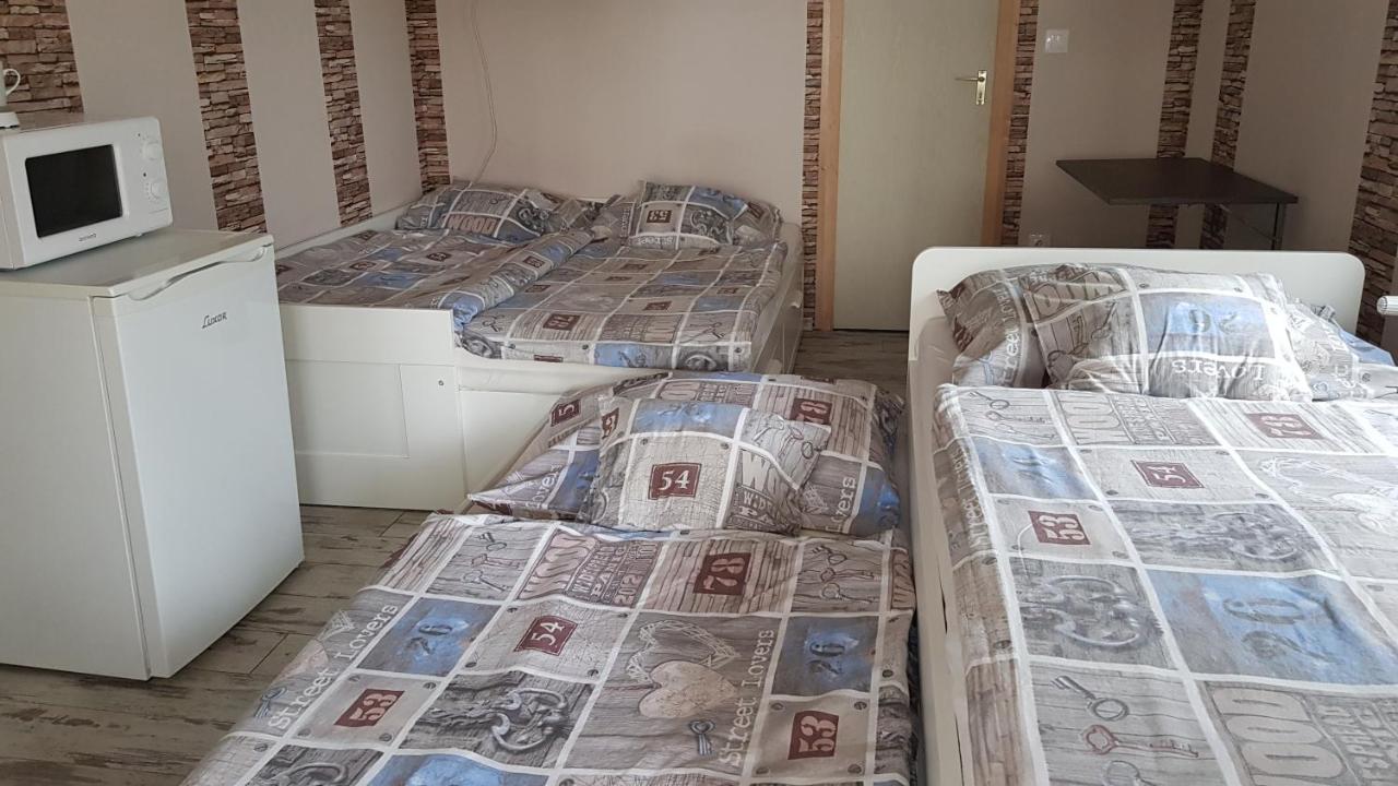 Kids' Paradise House Balatonboglár Екстериор снимка