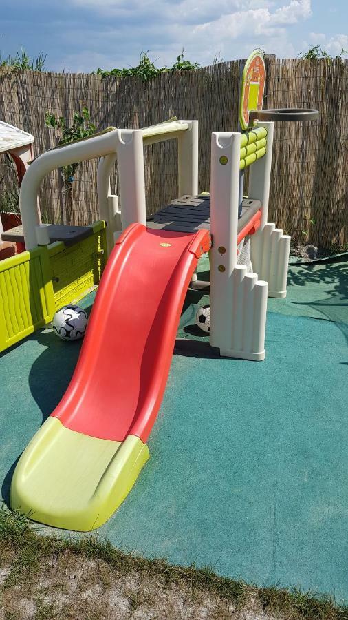Kids' Paradise House Balatonboglár Екстериор снимка